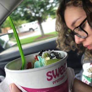 Meet your Posher, Norma